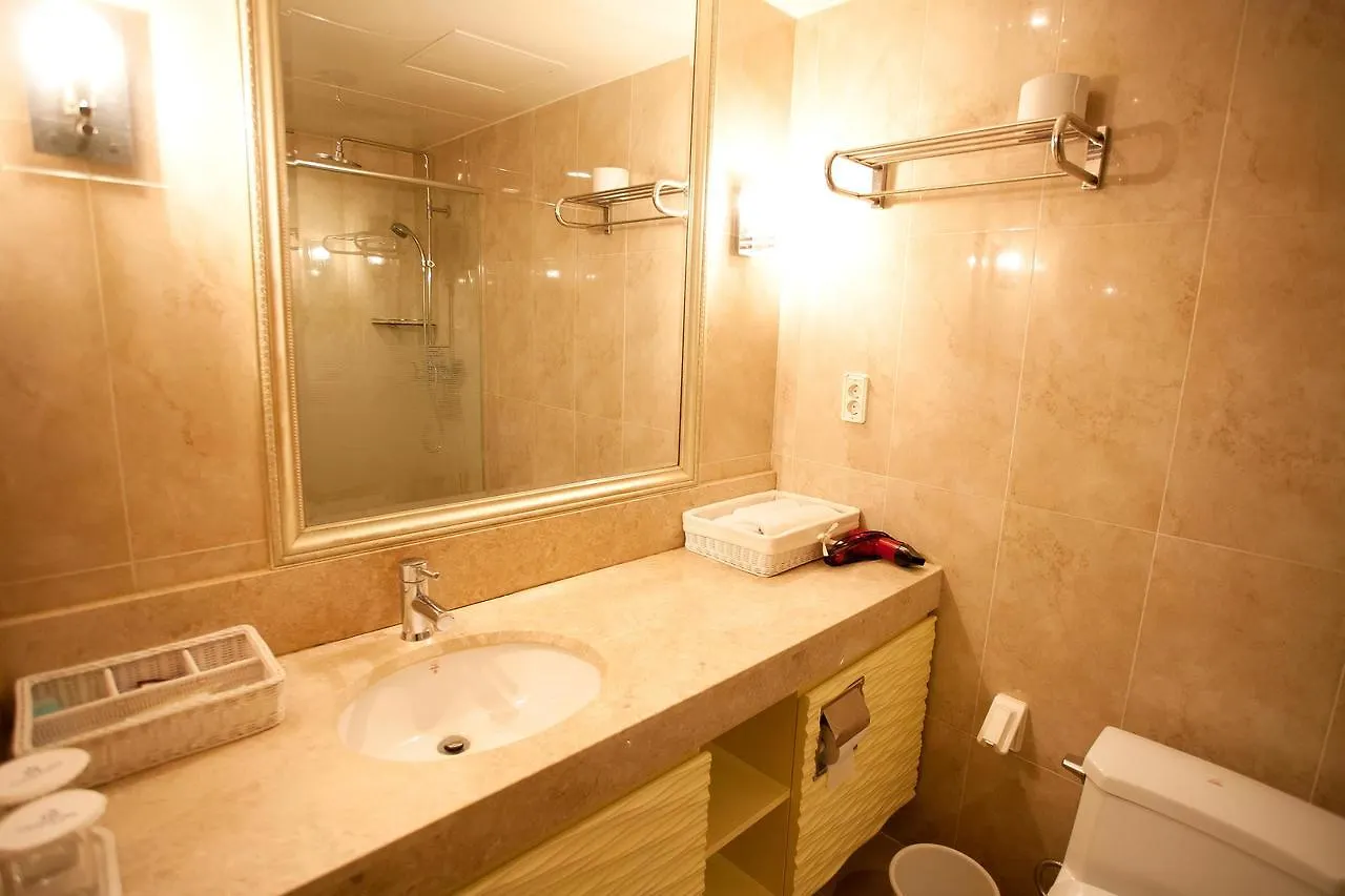 Donghwa Kim'S Hotel Seoul