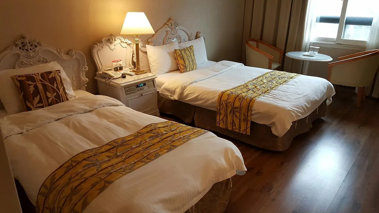 Donghwa Kim'S Hotel Seoul